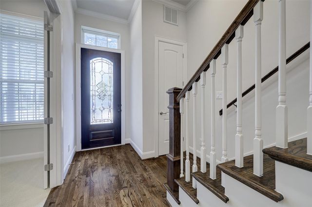 1041 Ashland Street, Houston, TX 77008