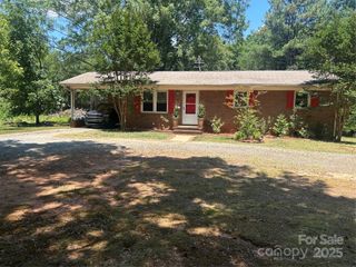 174 Crossrail Road, Mooresville, NC 28115