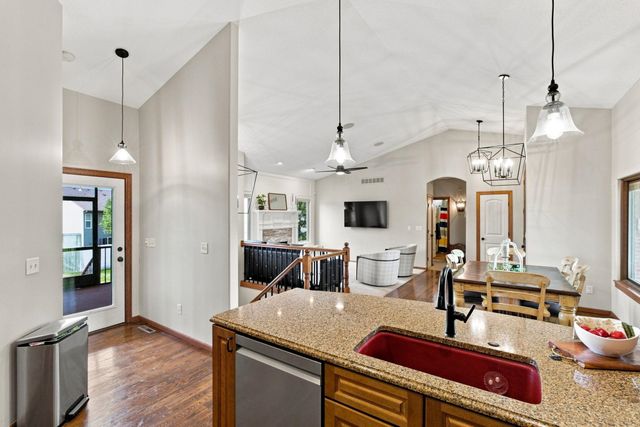 435 Sienna Dr, Rose Hill, KS 67133