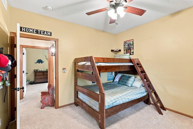 435 Sienna Dr, Rose Hill, KS 67133