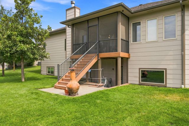 435 Sienna Dr, Rose Hill, KS 67133