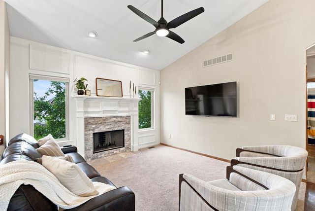 435 Sienna Dr, Rose Hill, KS 67133