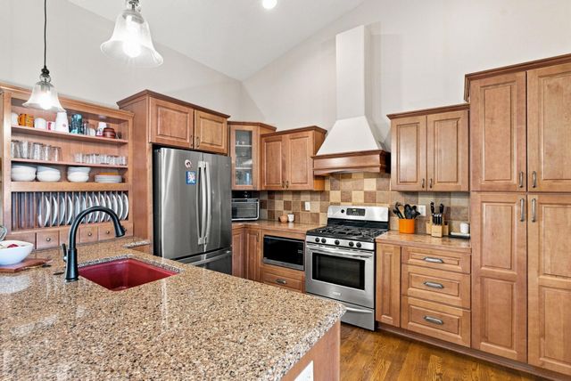 435 Sienna Dr, Rose Hill, KS 67133
