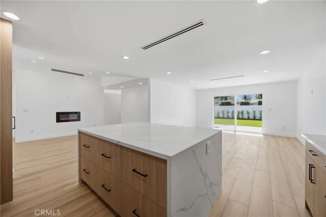 22928 Leadwell Street, West Hills, CA 91307