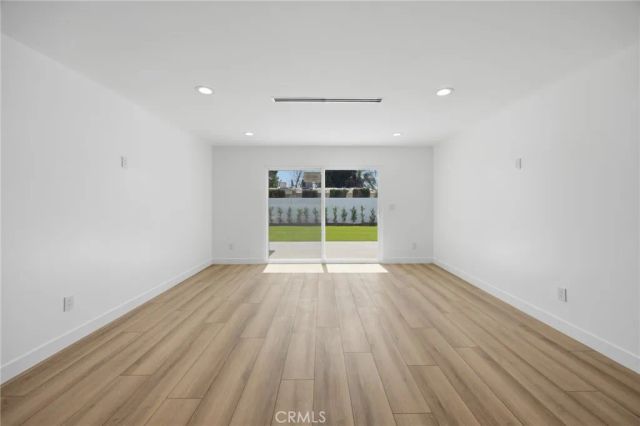 22928 Leadwell Street, West Hills, CA 91307