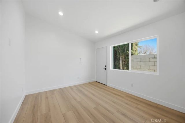 22928 Leadwell Street, West Hills, CA 91307