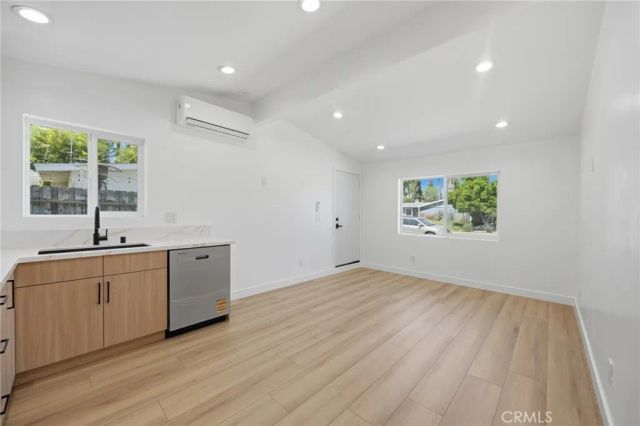 22928 Leadwell Street, West Hills, CA 91307