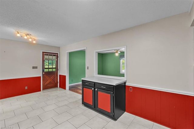 1013 Gladstone Road, Mocksville, NC 27028