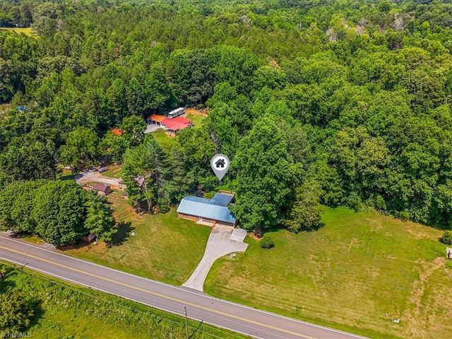 1013 Gladstone Road, Mocksville, NC 27028