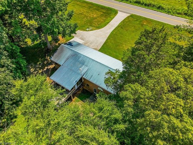 1013 Gladstone Road, Mocksville, NC 27028