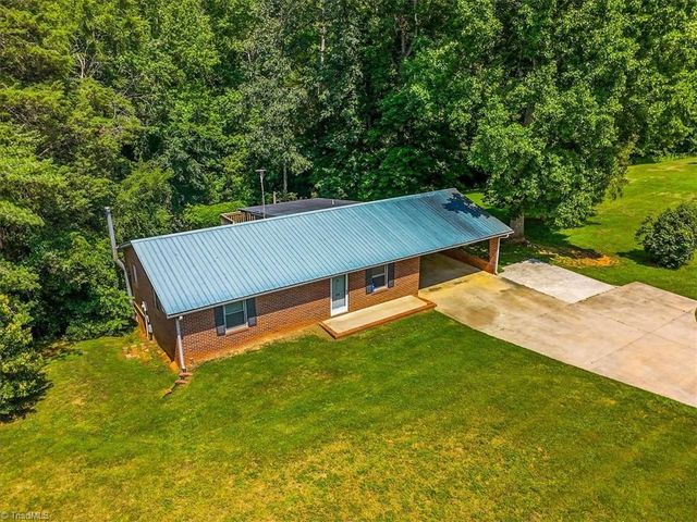 1013 Gladstone Road, Mocksville, NC 27028