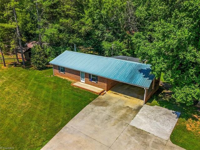 1013 Gladstone Road, Mocksville, NC 27028