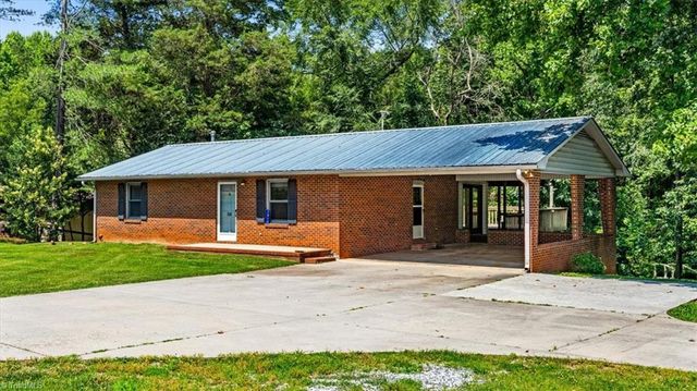 1013 Gladstone Road, Mocksville, NC 27028