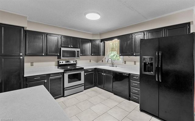 1013 Gladstone Road, Mocksville, NC 27028
