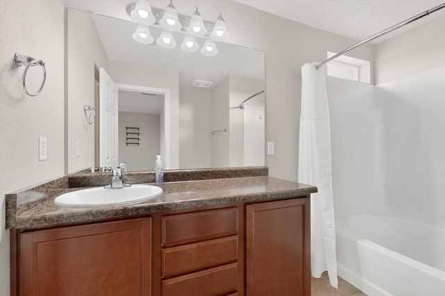 847 Kipuka Drive NW, Albuquerque, NM 87120