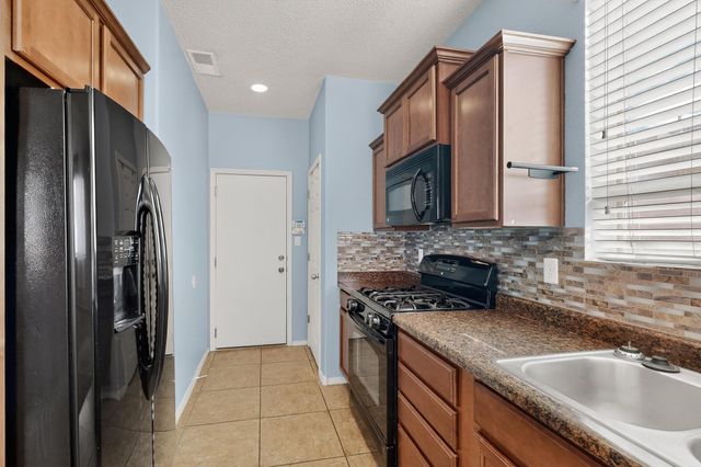 847 Kipuka Drive NW, Albuquerque, NM 87120