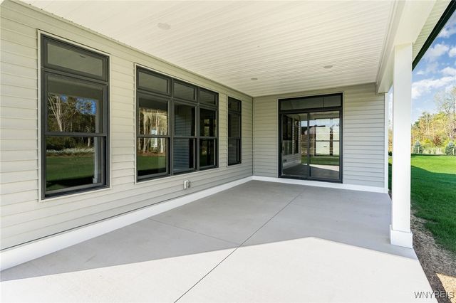 5201 Kandefer's Trail, Clarence, NY 14221