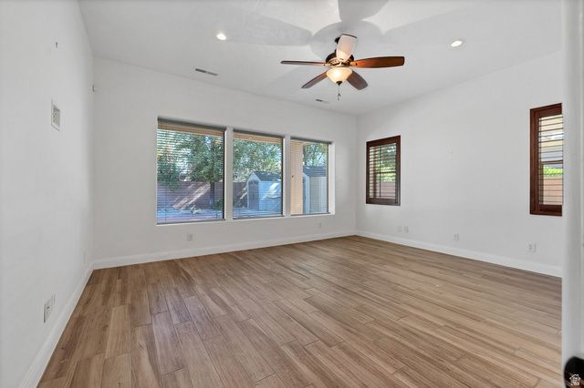 445 E 1470 S, Washington, UT 84780