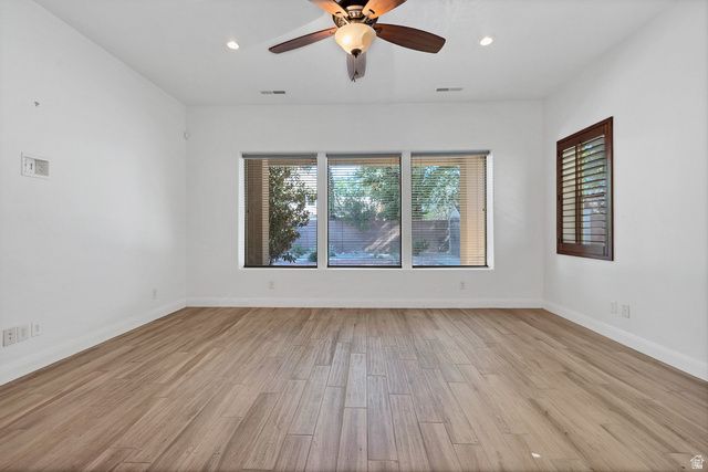 445 E 1470 S, Washington, UT 84780