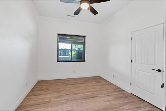 445 E 1470 S, Washington, UT 84780