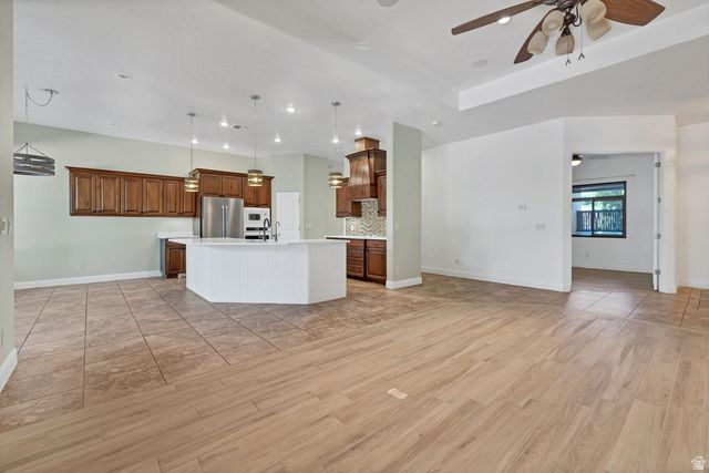 445 E 1470 S, Washington, UT 84780