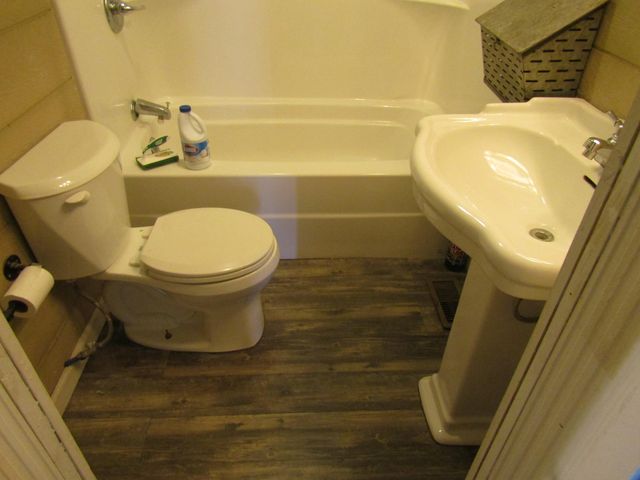 27 Charter Oaks Drive, Gray, KY 40734