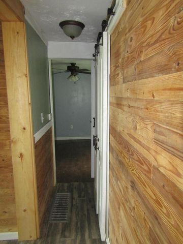 27 Charter Oaks Drive, Gray, KY 40734