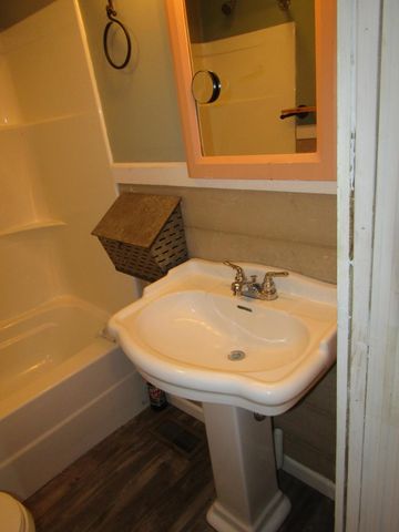 27 Charter Oaks Drive, Gray, KY 40734