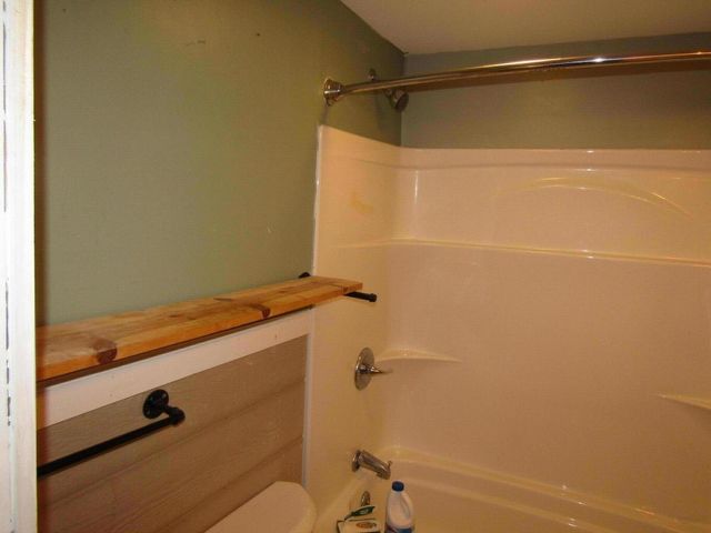 27 Charter Oaks Drive, Gray, KY 40734