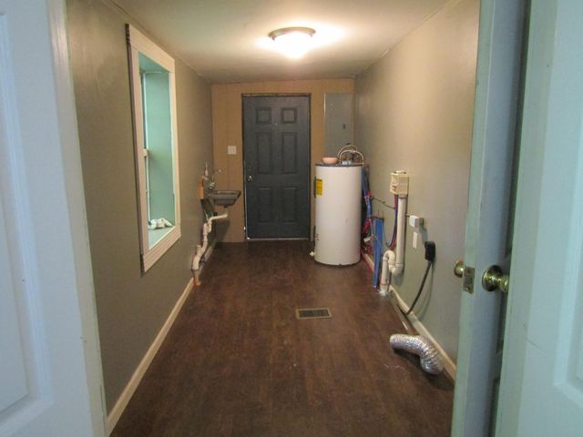 27 Charter Oaks Drive, Gray, KY 40734