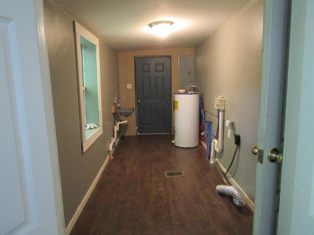 27 Charter Oaks Drive, Gray, KY 40734