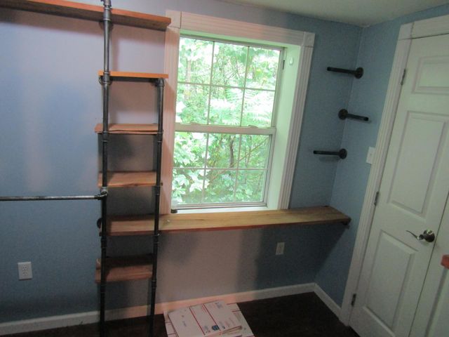 27 Charter Oaks Drive, Gray, KY 40734