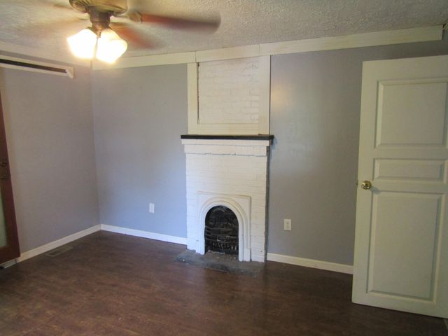 27 Charter Oaks Drive, Gray, KY 40734