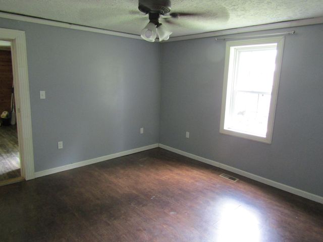 27 Charter Oaks Drive, Gray, KY 40734