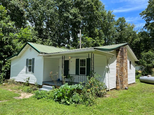 27 Charter Oaks Drive, Gray, KY 40734