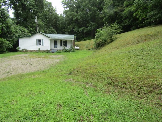 27 Charter Oaks Drive, Gray, KY 40734