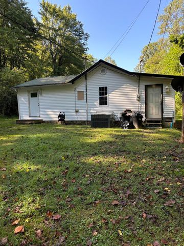 27 Charter Oaks Drive, Gray, KY 40734