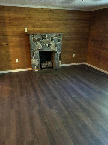 27 Charter Oaks Drive, Gray, KY 40734