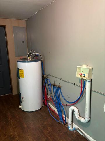 27 Charter Oaks Drive, Gray, KY 40734