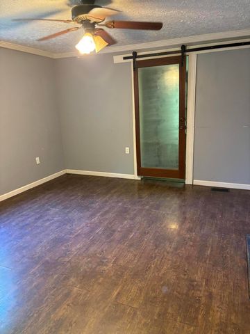 27 Charter Oaks Drive, Gray, KY 40734