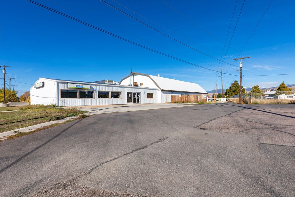 2036 Mullan Road, Missoula, MT 59808