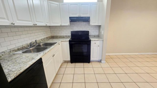 1620 Forest Lakes Circle D, West Palm Beach, FL 33406