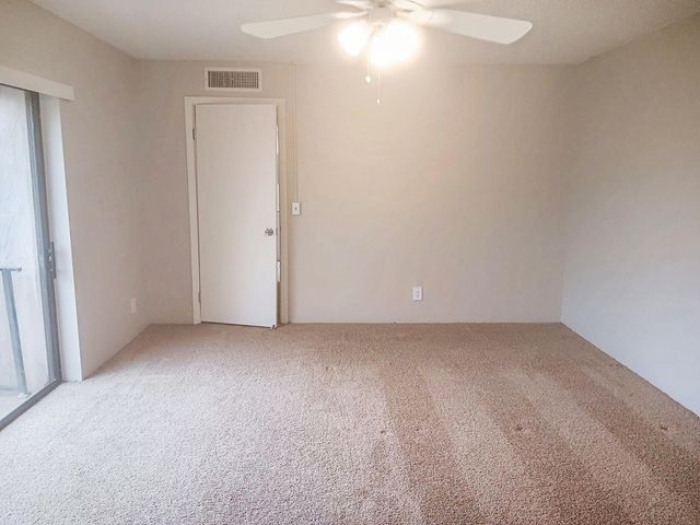 1620 Forest Lakes Circle D, West Palm Beach, FL 33406