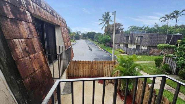 1620 Forest Lakes Circle D, West Palm Beach, FL 33406