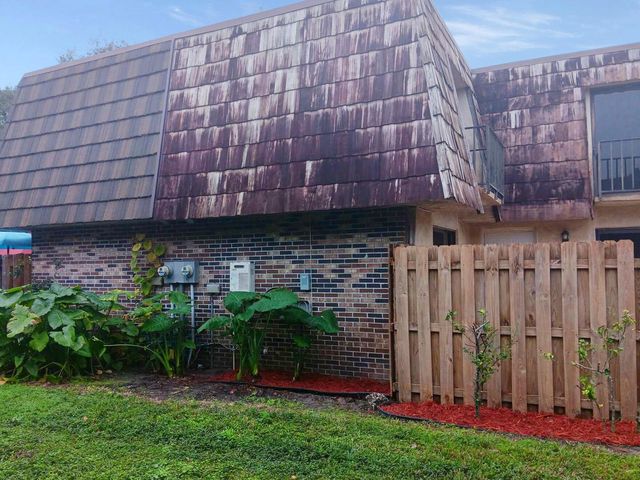 1620 Forest Lakes Circle D, West Palm Beach, FL 33406