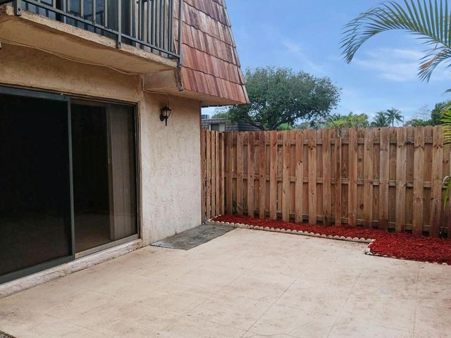 1620 Forest Lakes Circle D, West Palm Beach, FL 33406