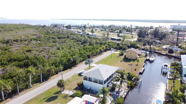 4271 HOLLIS AVENUE, Port Charlotte, FL 33953