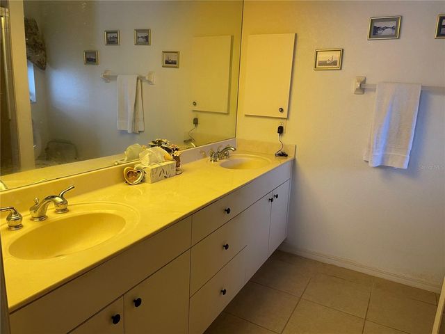 4271 HOLLIS AVENUE, Port Charlotte, FL 33953