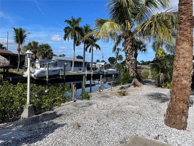 4271 HOLLIS AVENUE, Port Charlotte, FL 33953