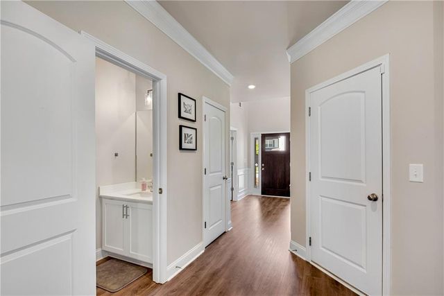 582 Eagles Nest Circle, Auburn, GA 30011